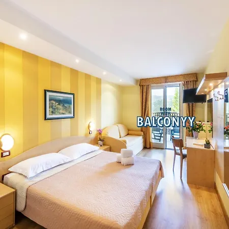 Hotel Pineta Campi Tremosine Zimmer foto